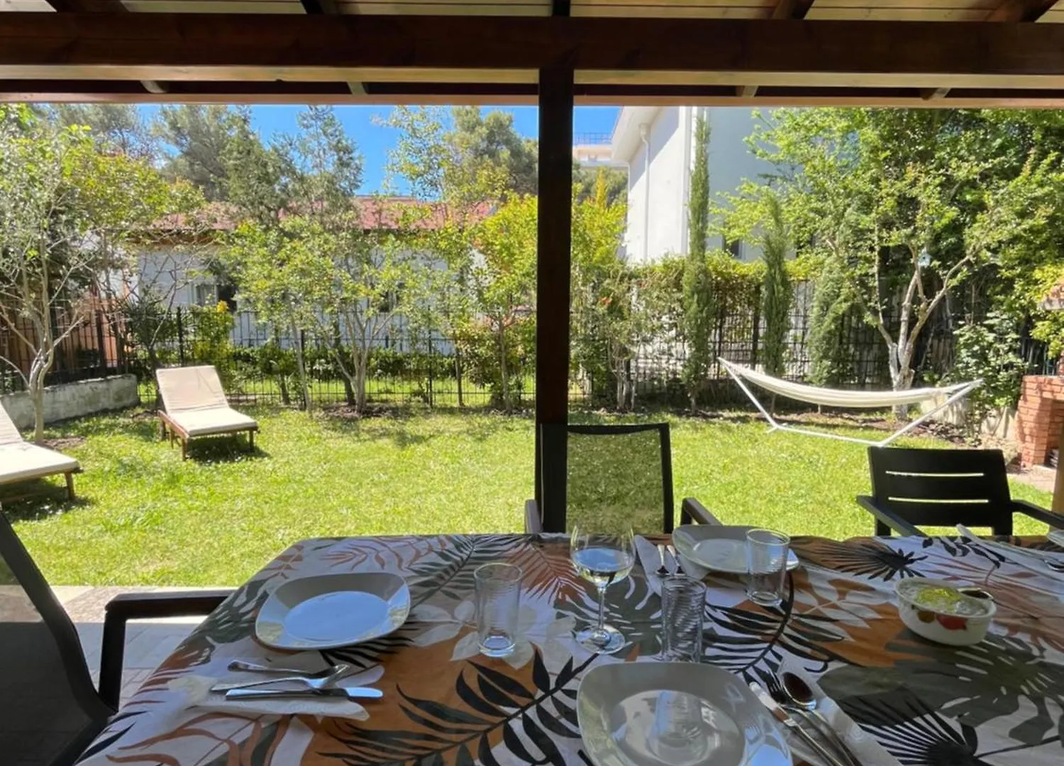 Seaside Cottage With Garden غوليم