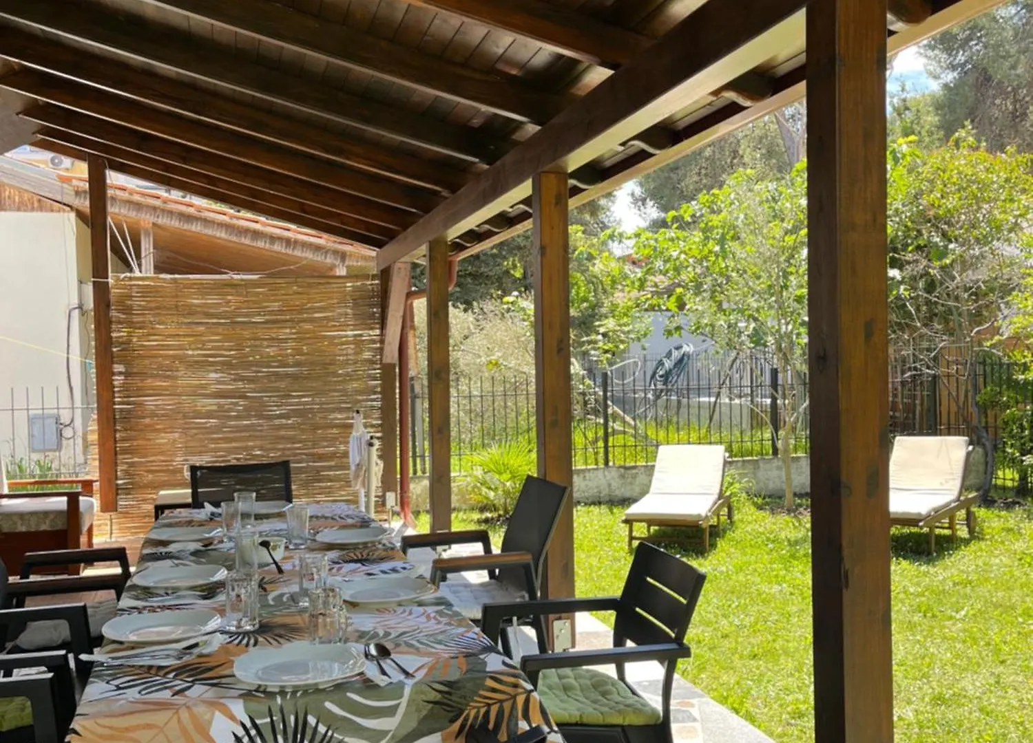 Seaside Cottage With Garden Golem  0*, Golem (Tirana)